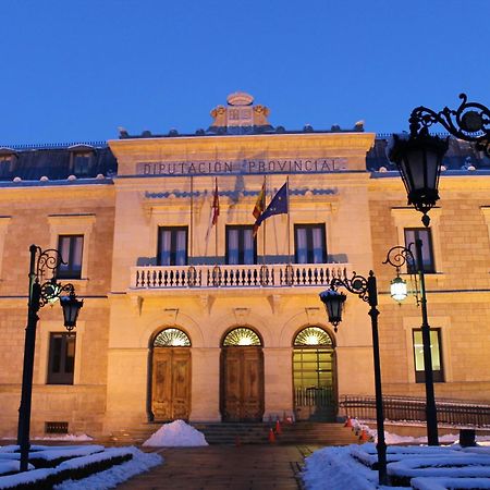 Alojamiento Turistico "El Torreon" Guest House Fresneda de la Sierra Exterior photo