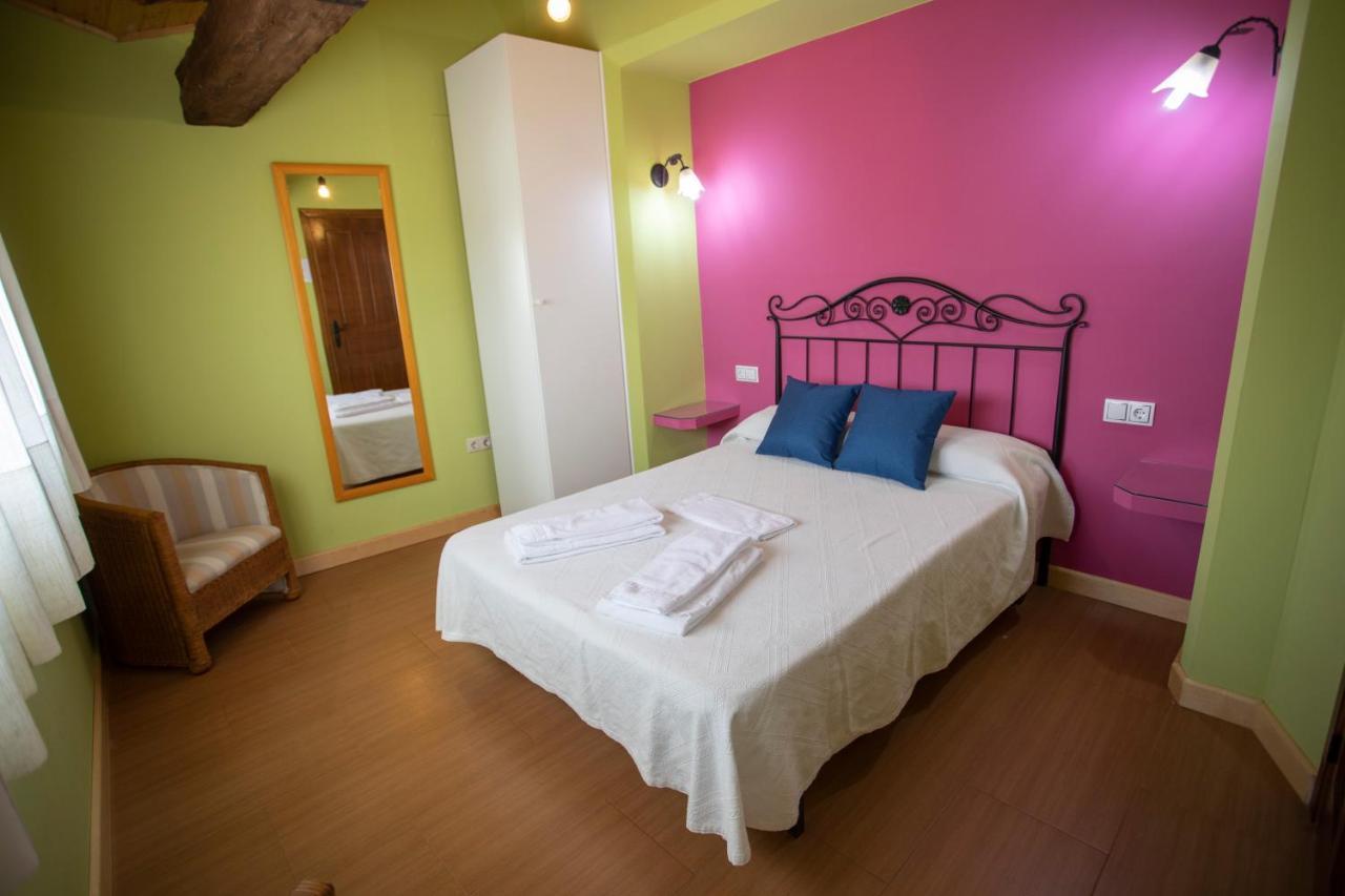 Alojamiento Turistico "El Torreon" Guest House Fresneda de la Sierra Exterior photo