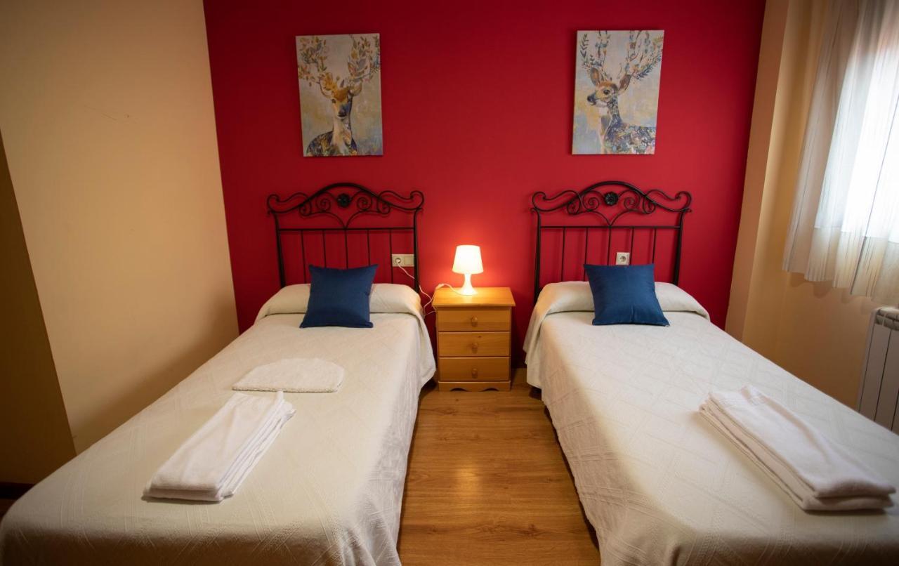 Alojamiento Turistico "El Torreon" Guest House Fresneda de la Sierra Exterior photo