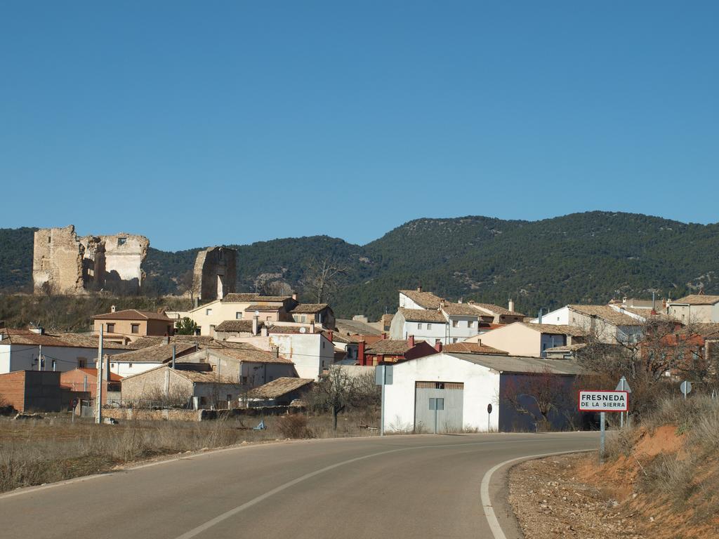 Alojamiento Turistico "El Torreon" Guest House Fresneda de la Sierra Exterior photo